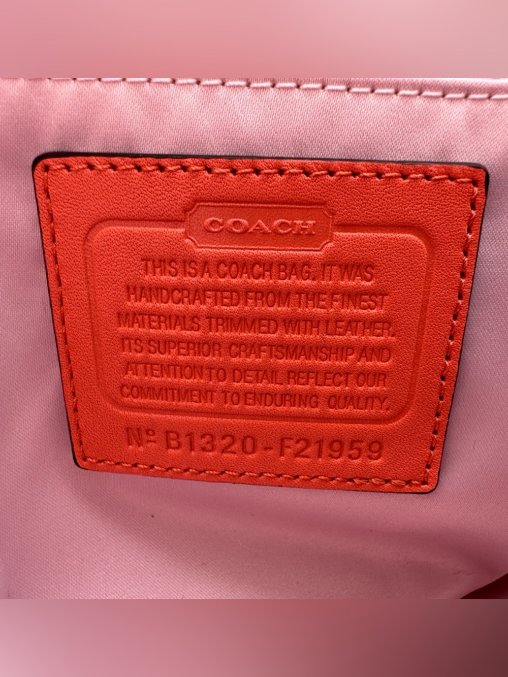 NWOT Coach Alexandra Straw with Coral Trim & Flower Charm - Picture 9 of 10